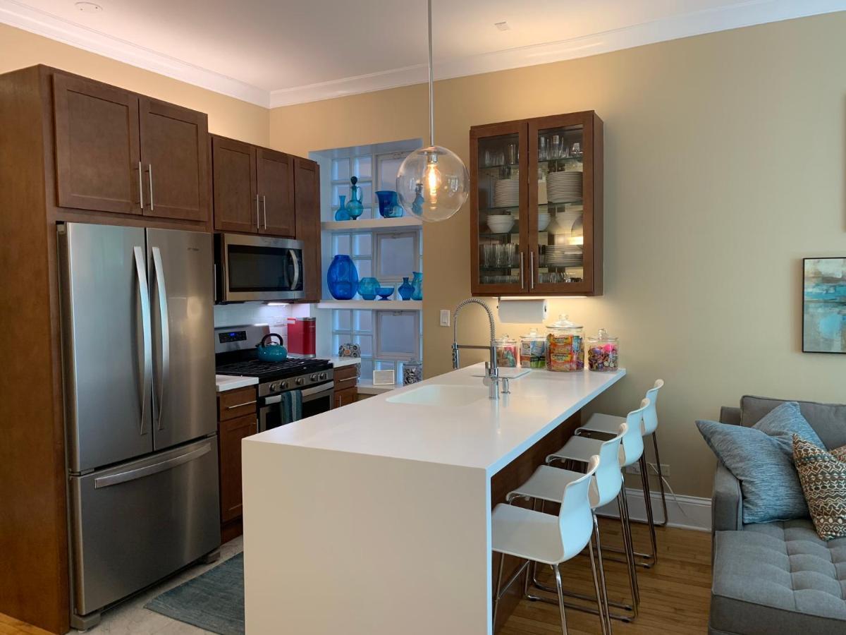 Apartment 1f Cozy In Little Italy Near Downtown West Loop United Center